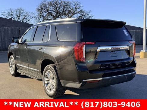 Used 2022 GMC Yukon SLT w/ SLT Premium Package image 7