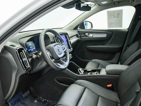 Certified 2026 Volvo XC40 B5 Ultra w/ Climate Package AWD/4WD image 17