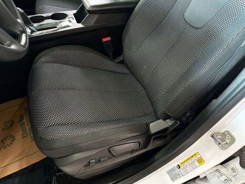 Used 2017 GMC Terrain SLE image 19