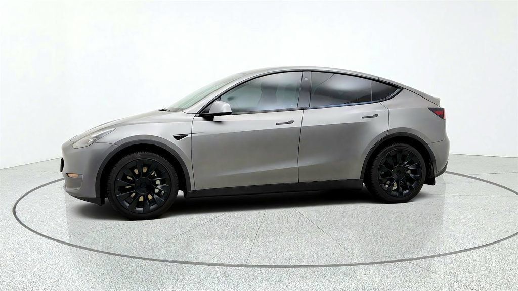 Used 2022 Tesla Model Y Long Range AWD/4WD image 8