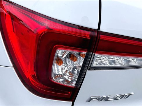 Used 2022 Honda Pilot EX-L image 28