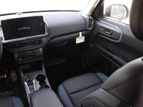 New 2025 Ford Bronco Sport Outer Banks w/ Outer Banks Tech Package+ AWD/4WD image 14