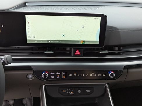 New 2026 Kia Carnival FWD image 22