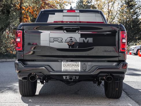 New 2026 RAM 1500 4x4 Crew Cab image 6