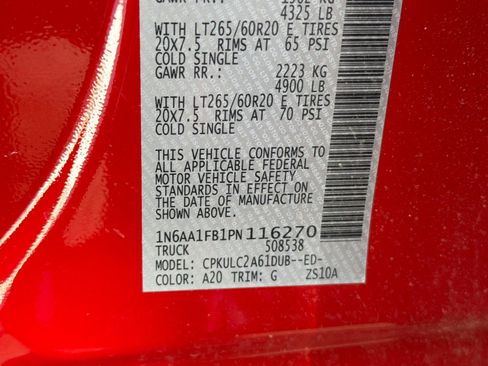 Used 2023 Nissan Titan SV w/ SV Convenience Package AWD/4WD image 24