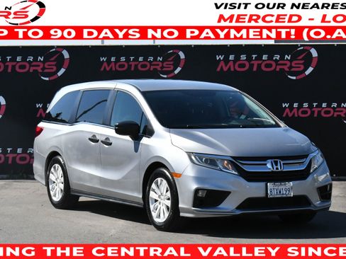 Used 2018 Honda Odyssey LX image 1