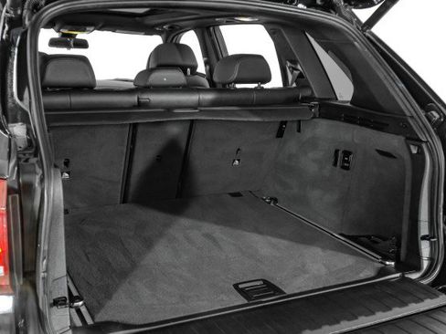 Used 2018 BMW X5 xDrive50i w/ Premium Package image 50