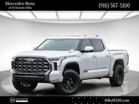Used 2025 Toyota Tundra Platinum image 1