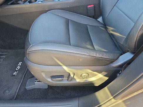 Used 2025 INFINITI QX50 Luxe image 28