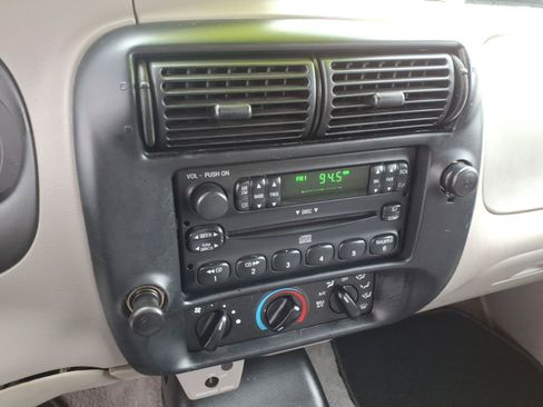 Used 1999 Ford Ranger XL RWD image 16