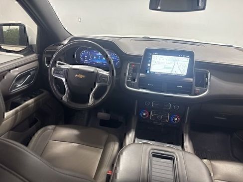 Used 2022 Chevrolet Suburban LT RWD image 20