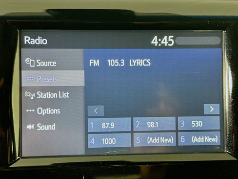 Used 2018 Toyota Camry SE image 21