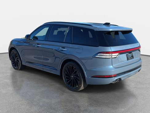 New 2026 Lincoln Aviator Reserve image 7