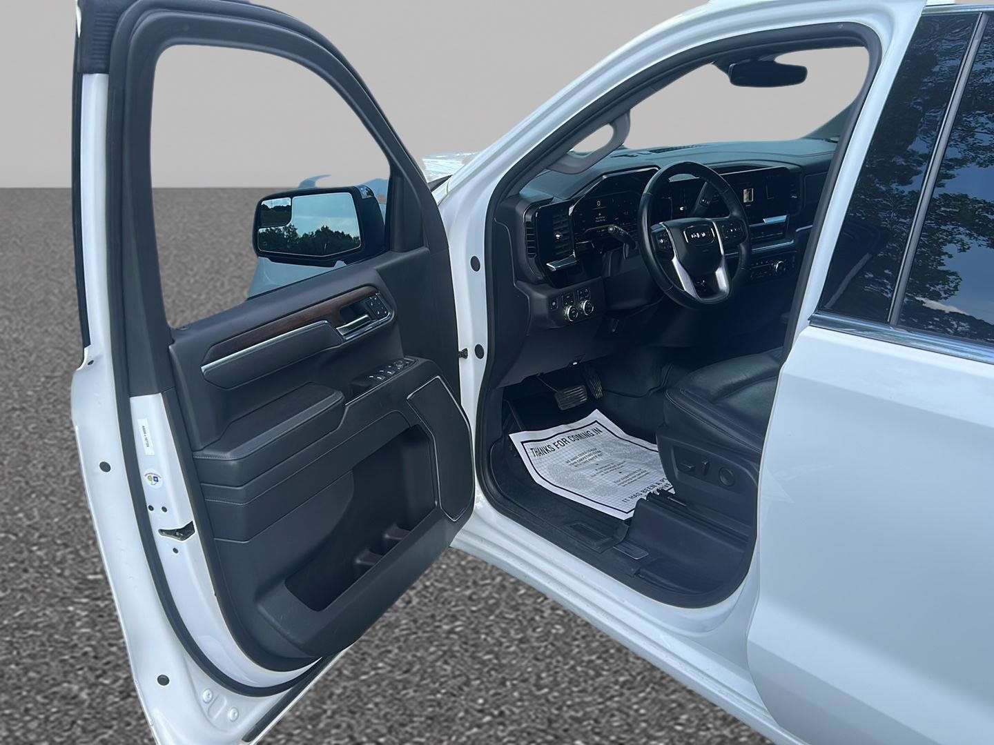 Certified 2025 GMC Sierra 1500 SLT AWD/4WD image 27