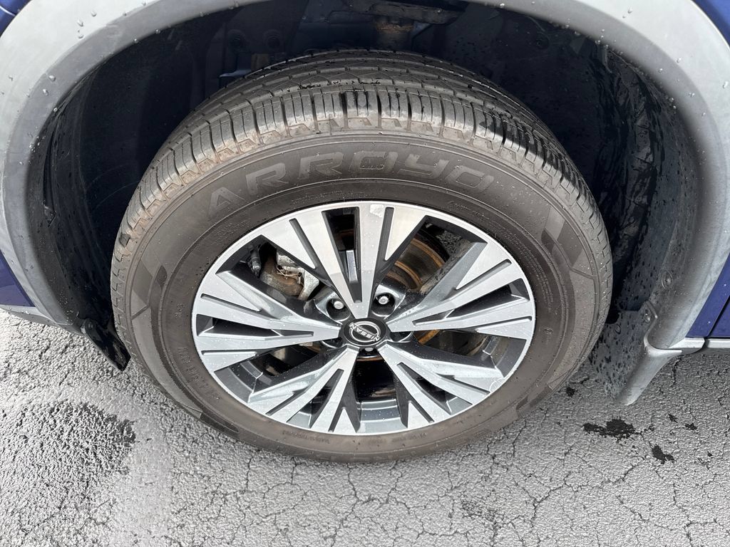 Used 2023 Nissan Rogue SV AWD/4WD image 22