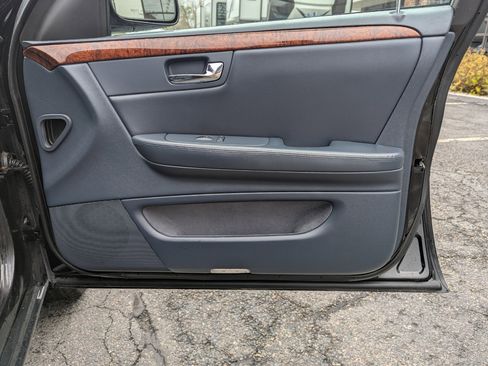 Used 2007 Cadillac DTS image 23