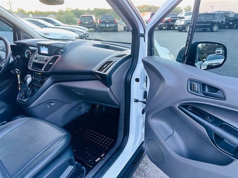 Used 2019 Ford Transit Connect XL image 12