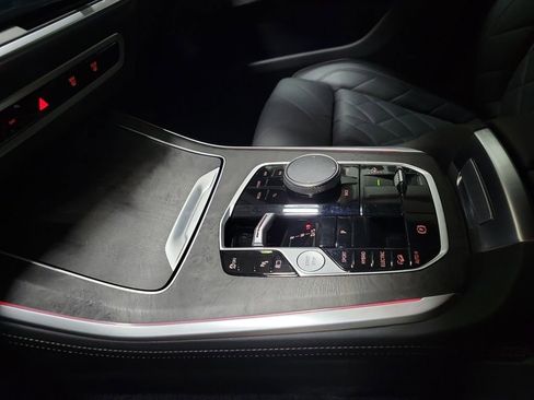 Used 2025 BMW X5 xDrive50e w/ Climate Comfort Package image 20