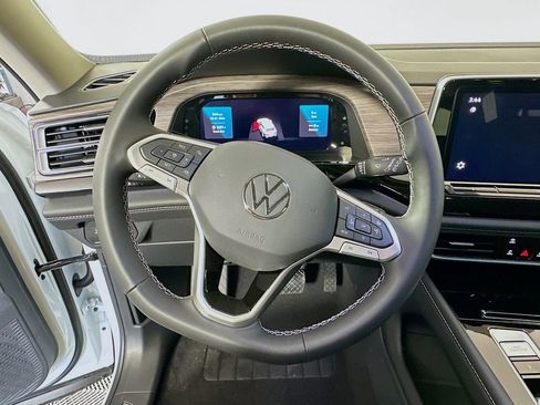 New 2026 Volkswagen Atlas SEL AWD/4WD image 11