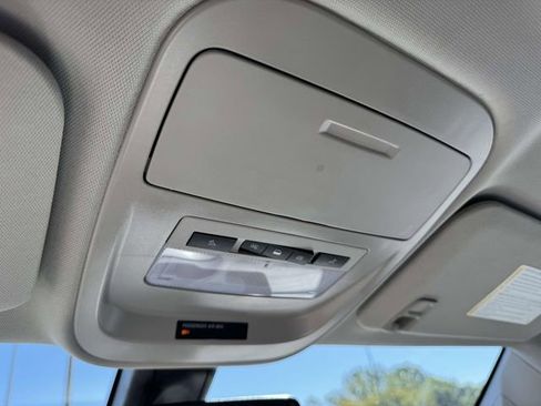 Used 2022 Chevrolet Colorado ZR2 image 20