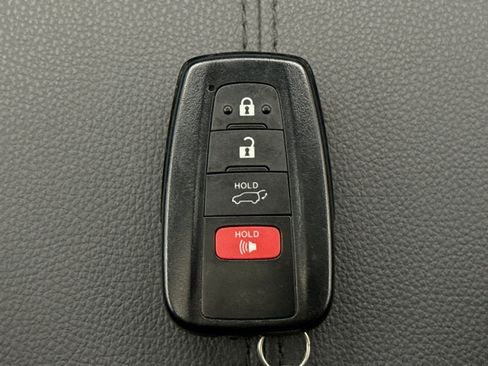 Used 2022 Toyota RAV4 XSE w/ XSE Grade Weather Package AWD/4WD image 22