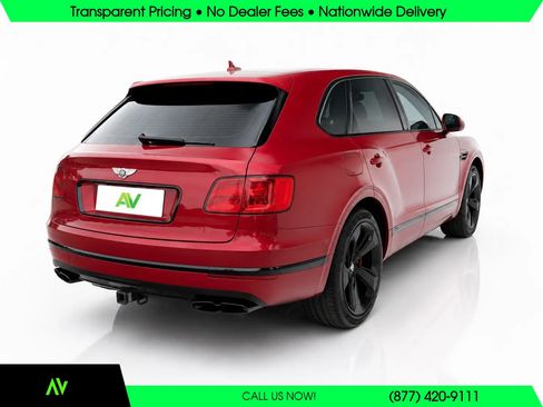 Used 2019 Bentley Bentayga AWD/4WD image 2