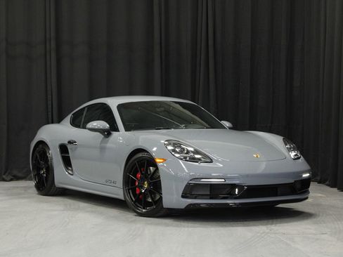 Certified 2025 Porsche 718 Cayman GTS RWD image 7