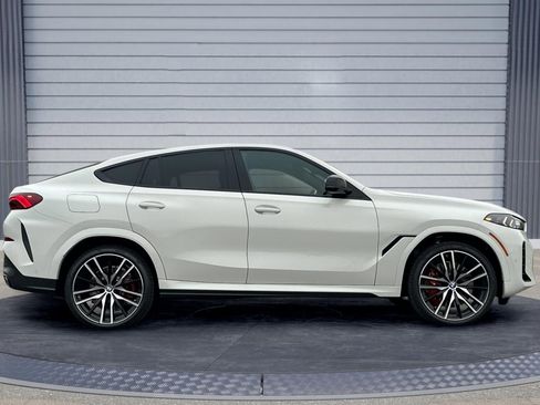 New 2026 BMW X6 M60i w/ Executive Package image 3