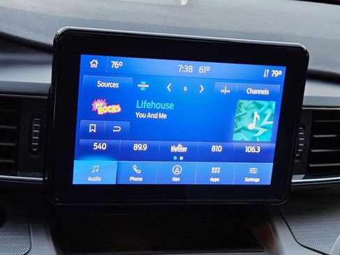 Used 2023 Ford Explorer XLT w/ Equipment Group 202A image 11