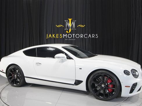 Used 2020 Bentley Continental GT V8 AWD/4WD image 14