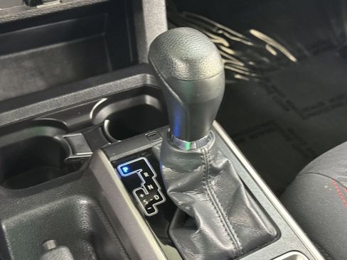 Used 2023 Toyota Tacoma SR5 AWD/4WD image 34