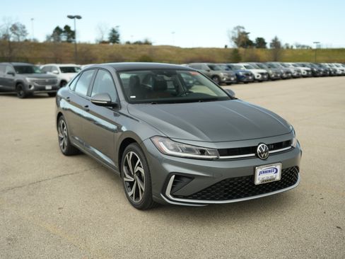 New 2026 Volkswagen Jetta SEL image 1