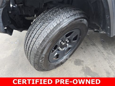 Used 2023 Jeep Wrangler Sport image 29