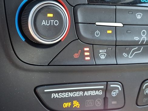 Used 2018 Ford Escape Titanium AWD/4WD image 28