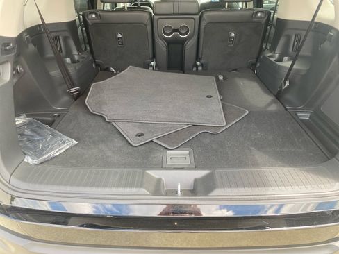 Certified 2026 Honda Pilot Touring image 18