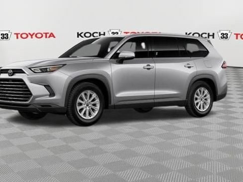 New 2026 Toyota Grand Highlander XLE image 2