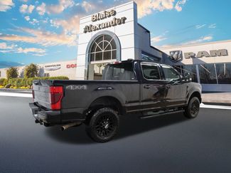 Used 2022 Ford F250 Lariat w/ Black Appearance Package video 3