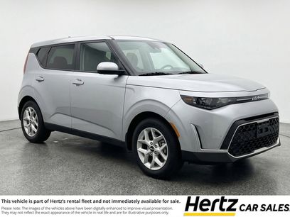 Used 2025 Kia Soul LX w/ LX Technology Package