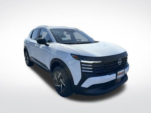 New 2026 Nissan Kicks SV image 7