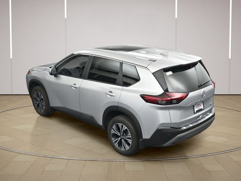 Certified 2023 Nissan Rogue SV w/ SV Premium B Package FWD image 36
