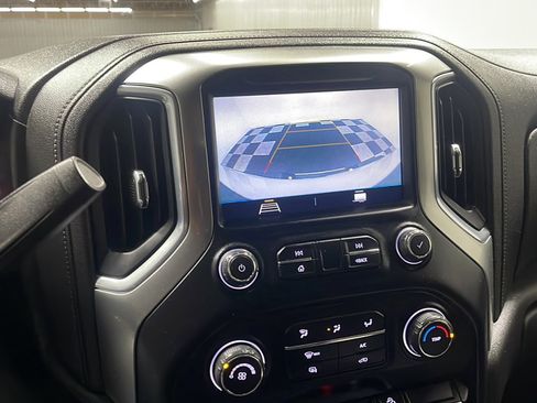 Used 2021 Chevrolet Silverado 2500 LT w/ Z71 Off-Road Package AWD/4WD image 9