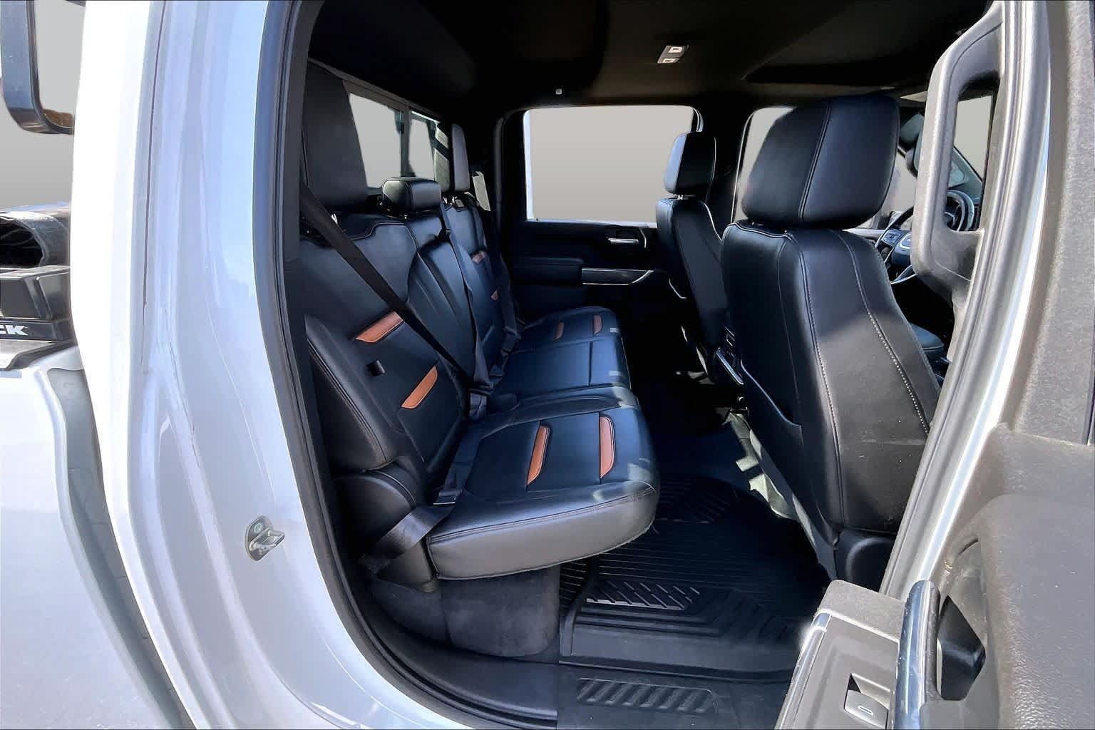 Used 2020 GMC Sierra 2500 AT4 w/ AT4 Premium Package AWD/4WD image 19