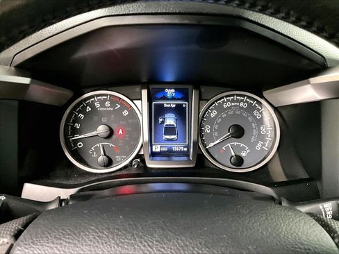 Certified 2023 Toyota Tacoma SR5 AWD/4WD image 24