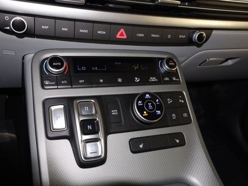 Used 2025 Hyundai Palisade SEL image 30