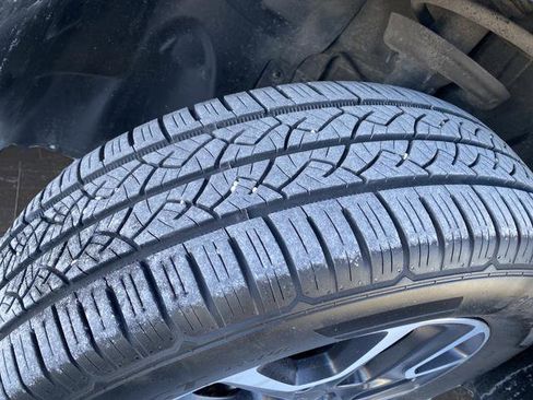 Used 2019 Jeep Compass Trailhawk image 43