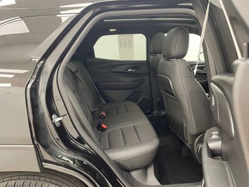 Used 2023 Chevrolet TrailBlazer RS w/ Sun and Liftgate Package AWD/4WD image 16