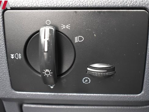 Used 2012 Ford Transit Connect XLT image 13