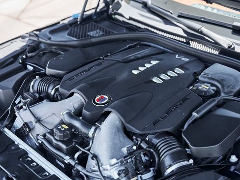 Used 2023 BMW ALPINA B8 xDrive Gran Coupe AWD/4WD image 18