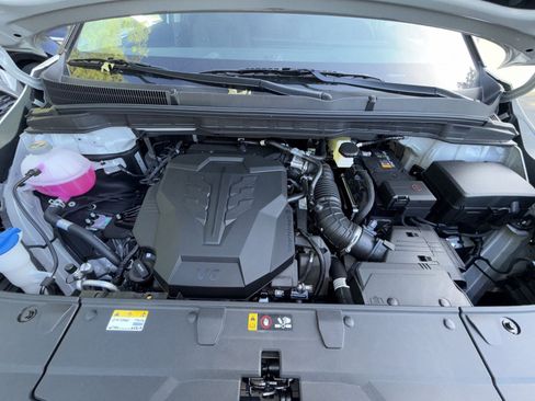 New 2026 Kia Carnival EX FWD image 33