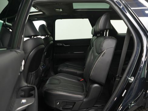 Used 2024 Hyundai Palisade Calligraphy image 21